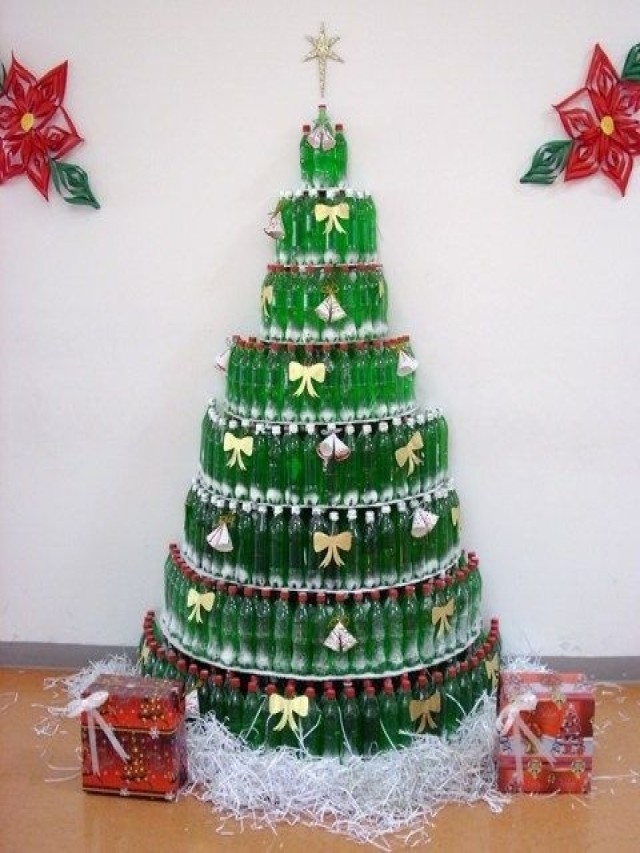 Álbumes 95+ Foto árbol de navidad con botellas de cerveza Cena hermosa