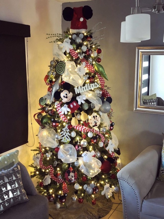 Arriba 103+ Foto árbol de navidad decorado de mickey mouse Alta definición completa, 2k, 4k