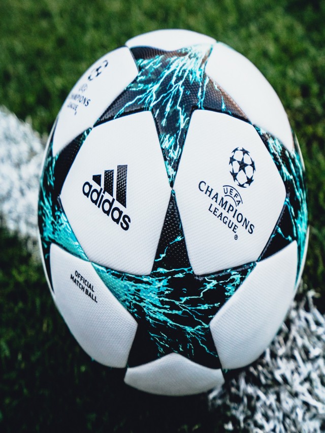 Lista 103+ Foto balones de la uefa champions league Cena hermosa