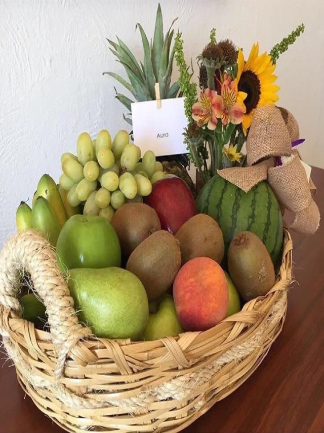 Álbumes 100+ Foto como decorar una canasta de frutas para regalo Lleno