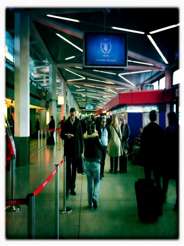 Álbumes 93+ Foto como ir del aeropuerto de tegel al centro de berlin Lleno