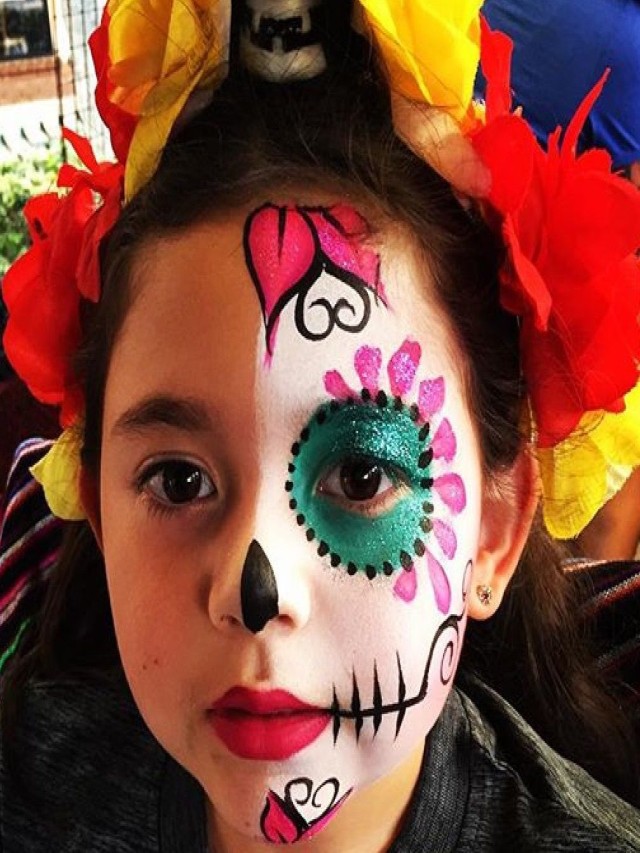 Lista 99+ Imagen como peinar a una niña de catrina Mirada tensa