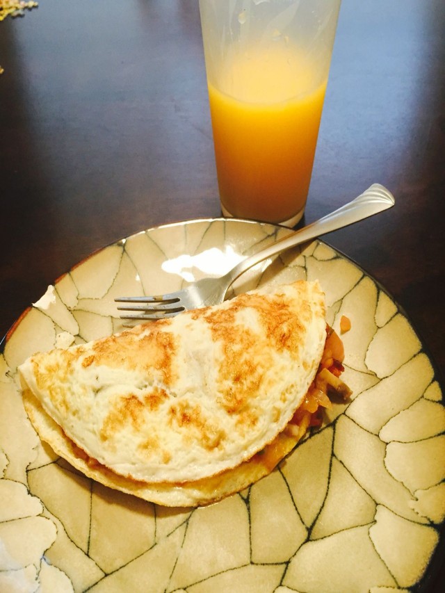 Sintético 101+ Foto desayuno omelet de jamón y queso Actualizar