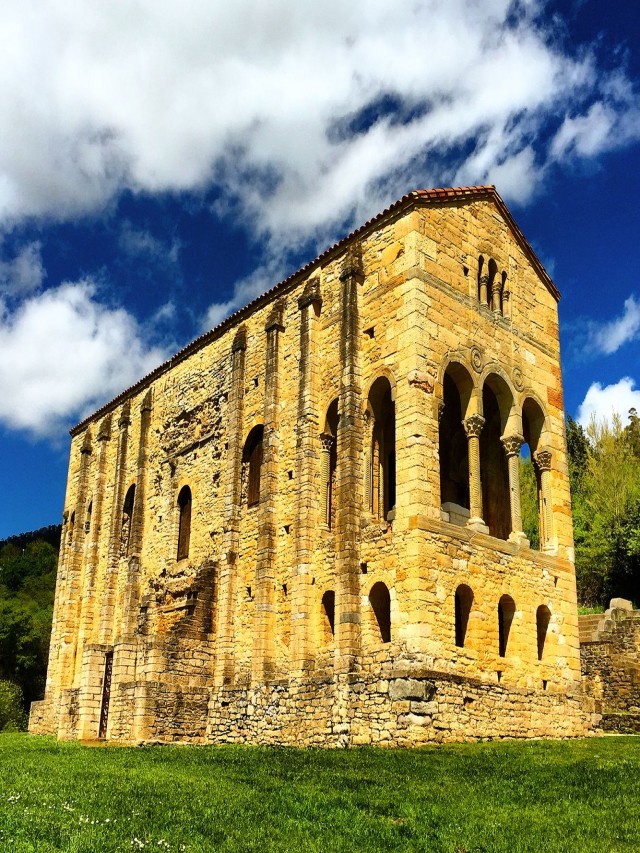 Arriba 96+ Foto dónde está la iglesia de santa maría del naranco Alta definición completa, 2k, 4k