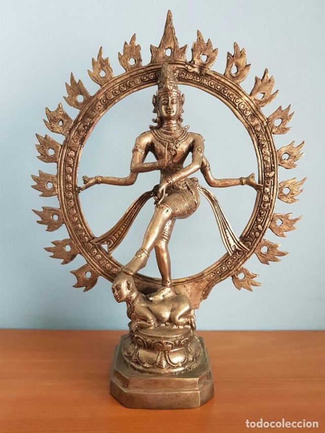 Sintético 95+ Foto estatua de bronce del dios shiva Mirada tensa