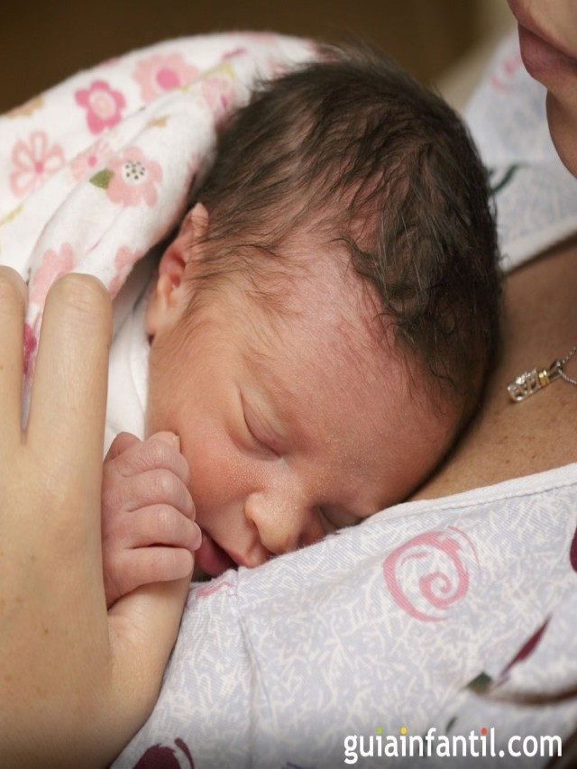 Lista 90+ Foto fotos de bebés prematuros de 7 meses Mirada tensa
