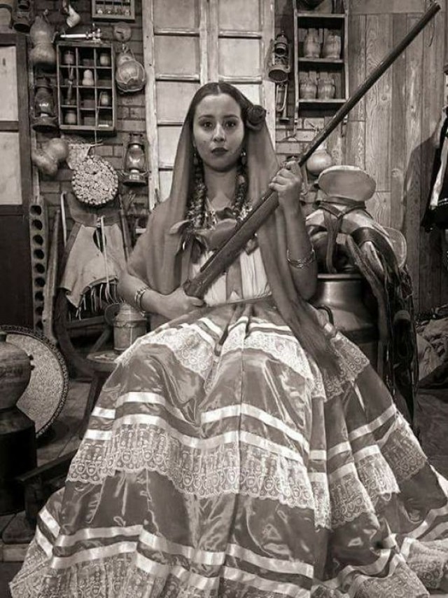 Lista 101+ Foto fotos de la revolución mexicana a color Mirada tensa