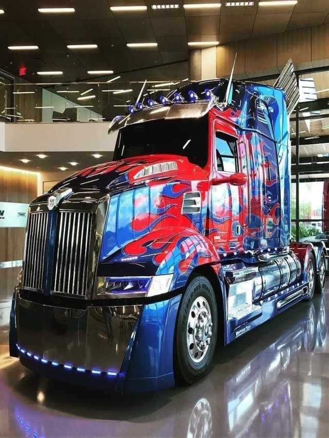 Lista 105+ Foto imagenes de optimus prime en camion Cena hermosa