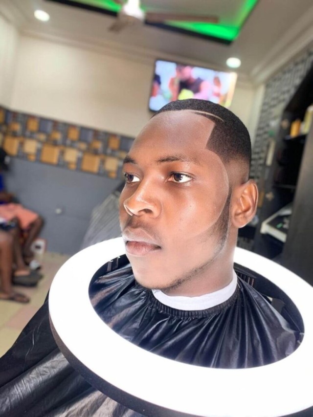 Em geral 105+ Imagen nice hair cut for guys in nigeria Mirada tensa
