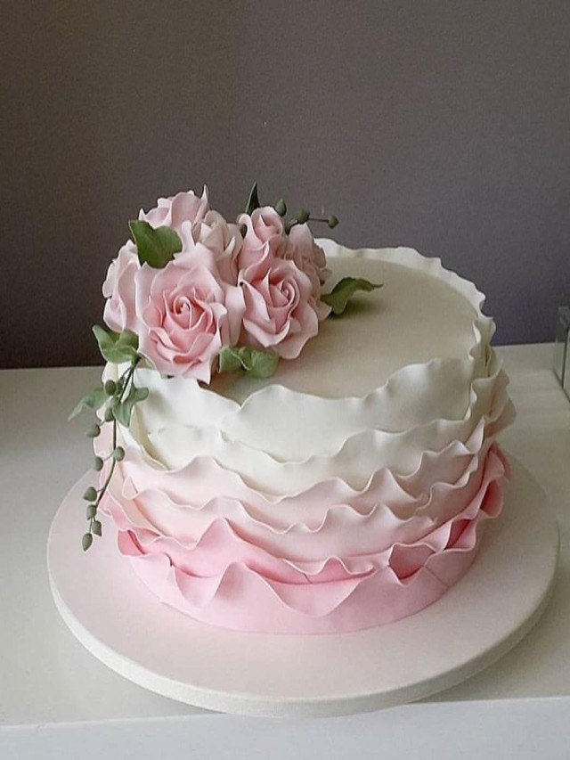 Arriba 93+ Foto pastel de fondant elegante para mujer Cena hermosa