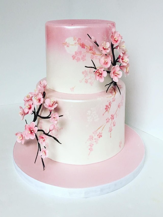 Sintético 105+ Foto pastel decorado con flores de cerezo Actualizar
