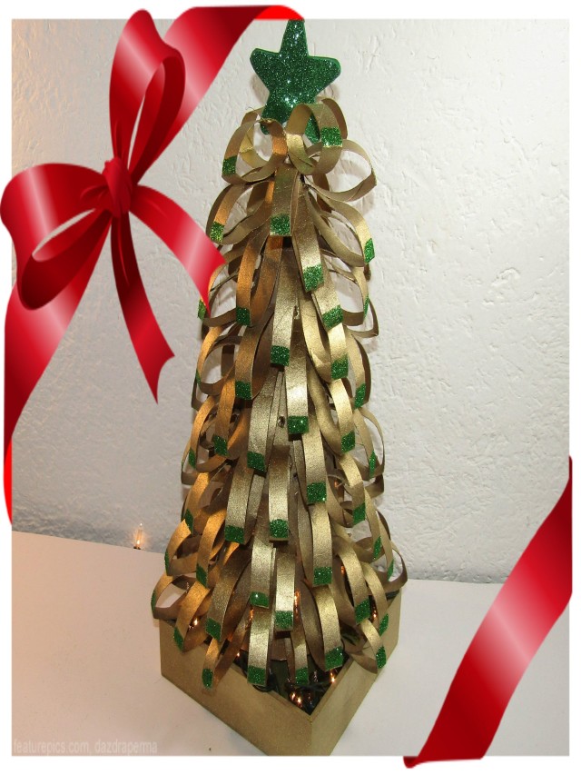 Arriba 99+ Foto pino de navidad con rollos de papel higienico Mirada tensa