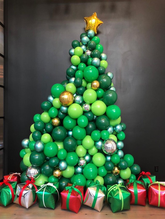 Lista 96+ Foto pino de navidad hecho con globos Mirada tensa