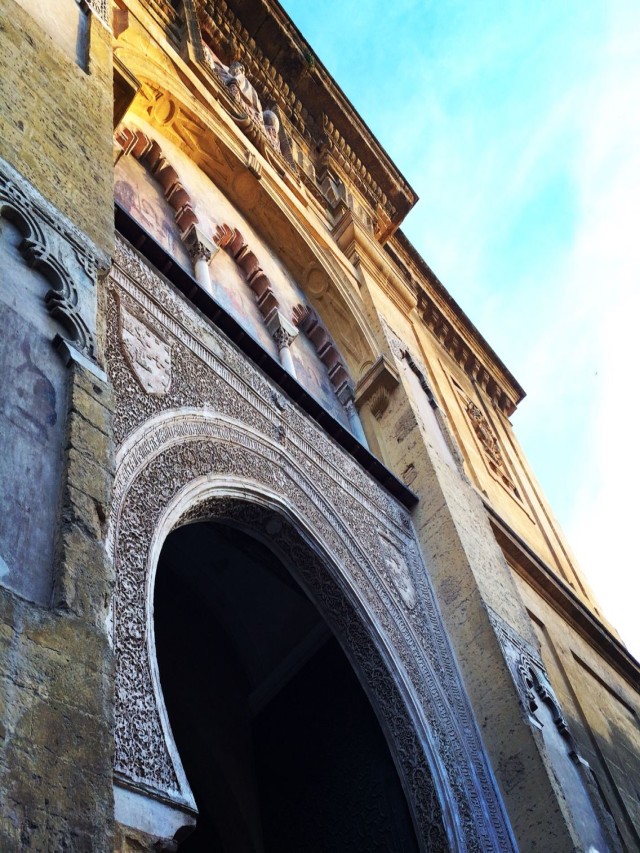 Lista 99+ Foto puerta del perdón - mezquita-catedral de córdoba Mirada tensa