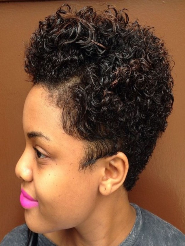 Lista 92+ Imagen short haircuts for african american curly hair Actualizar