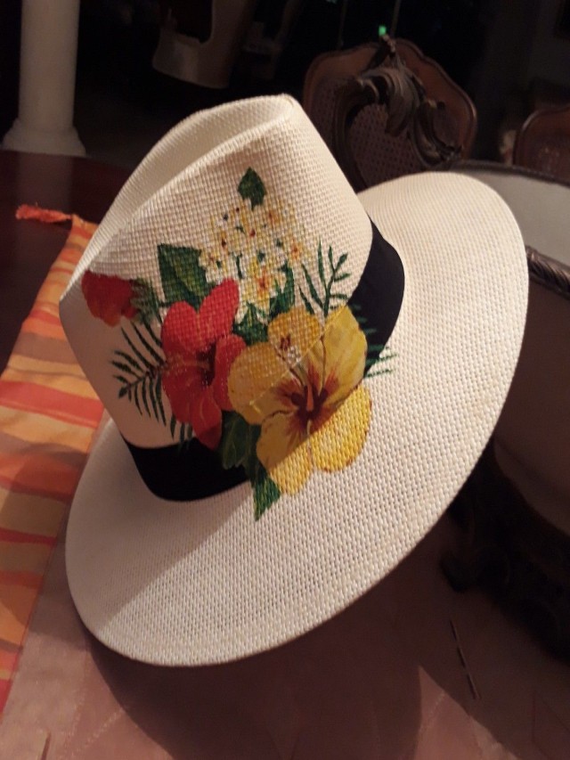 Lista 91+ Foto sombreros pintados a mano con flores Lleno