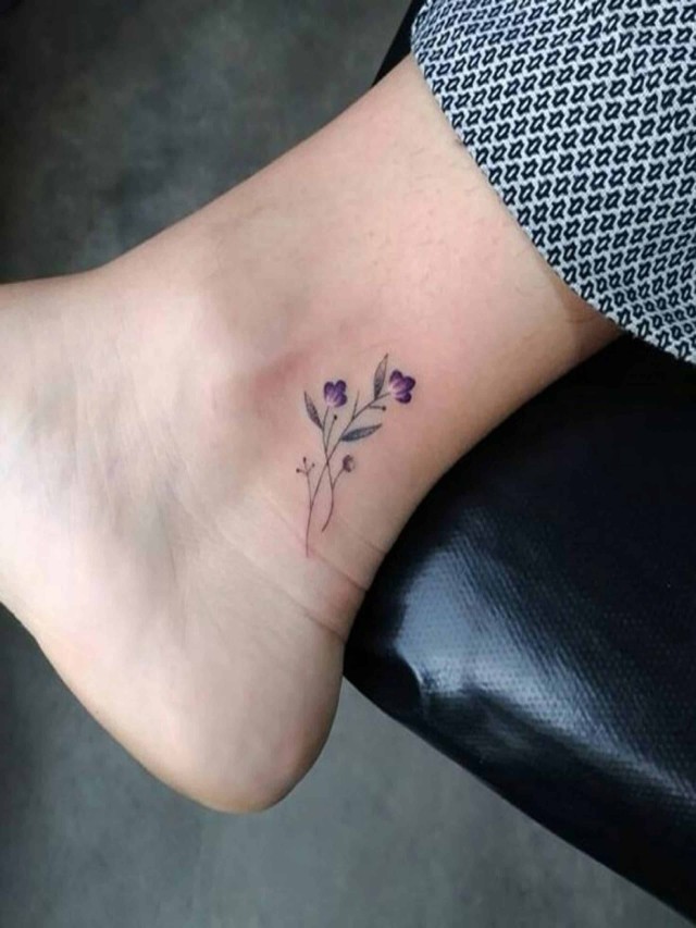 Lista 104+ Foto tattoo en el pie para mujer El último