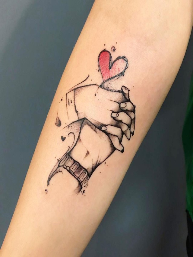 Arriba 91+ Imagen tatuajes de manos unidas para parejas Alta definición completa, 2k, 4k