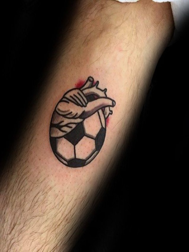 Lista 103+ Imagen tatuajes de balones de futbol en el brazo El último