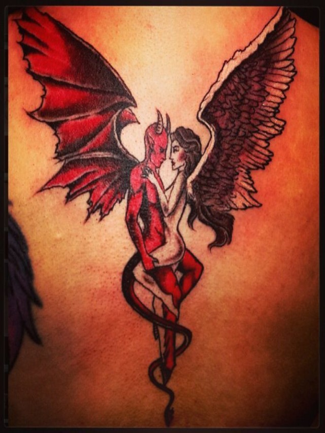 Lista 103+ Foto tatuajes de angel y demonio juntos para mujer Lleno