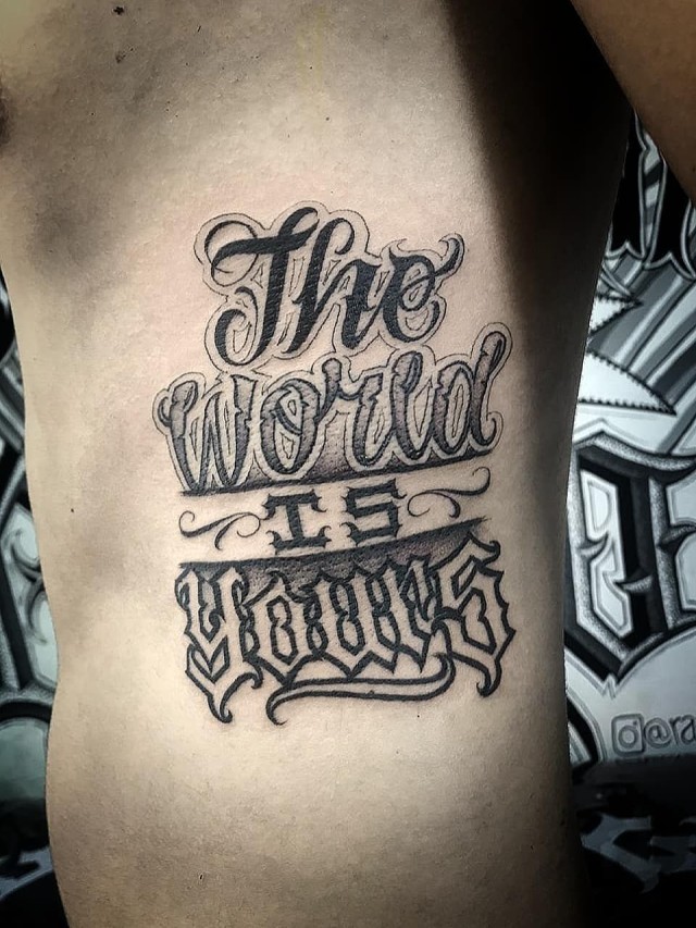 Arriba 100+ Foto tatuajes de el mundo es tuyo Mirada tensa