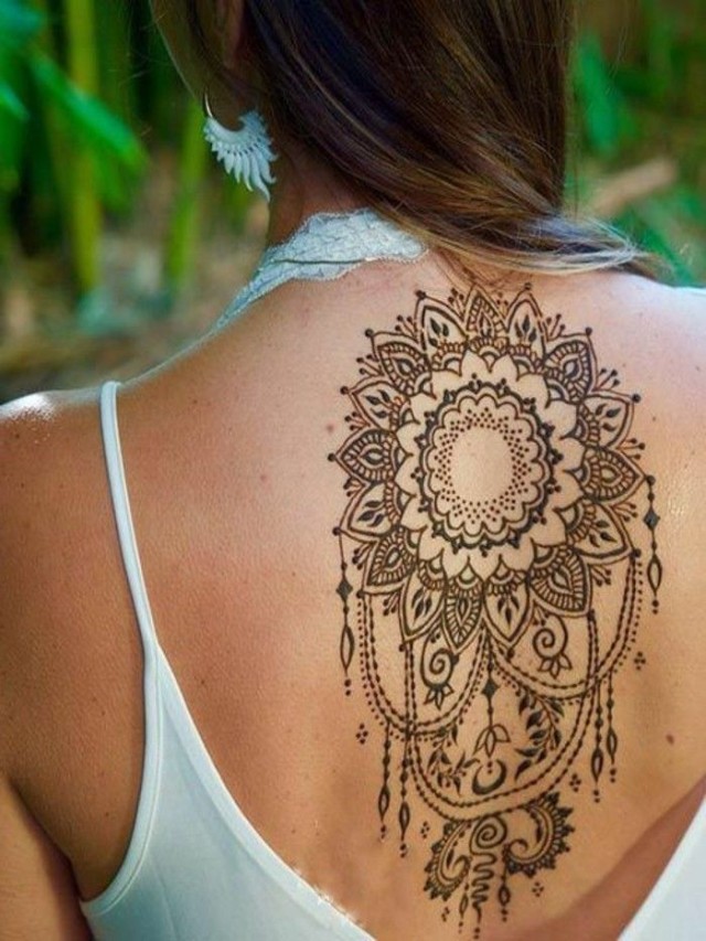 Lista 105+ Foto tatuajes de henna en la espalda Alta definición completa, 2k, 4k