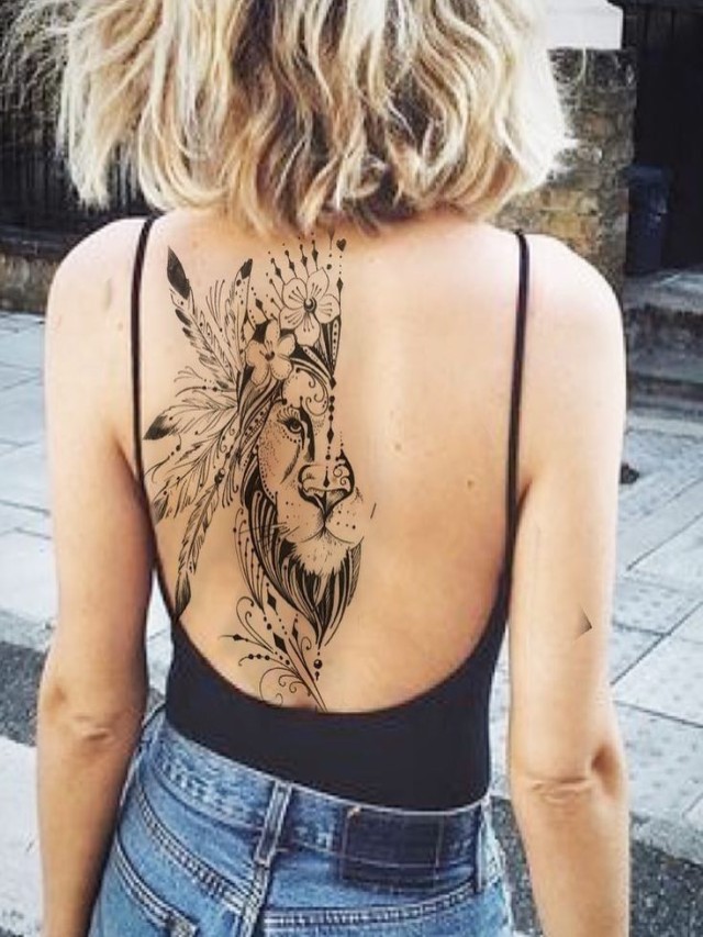 Sintético 97+ Foto tatuajes de leones en la espalda para mujeres El último