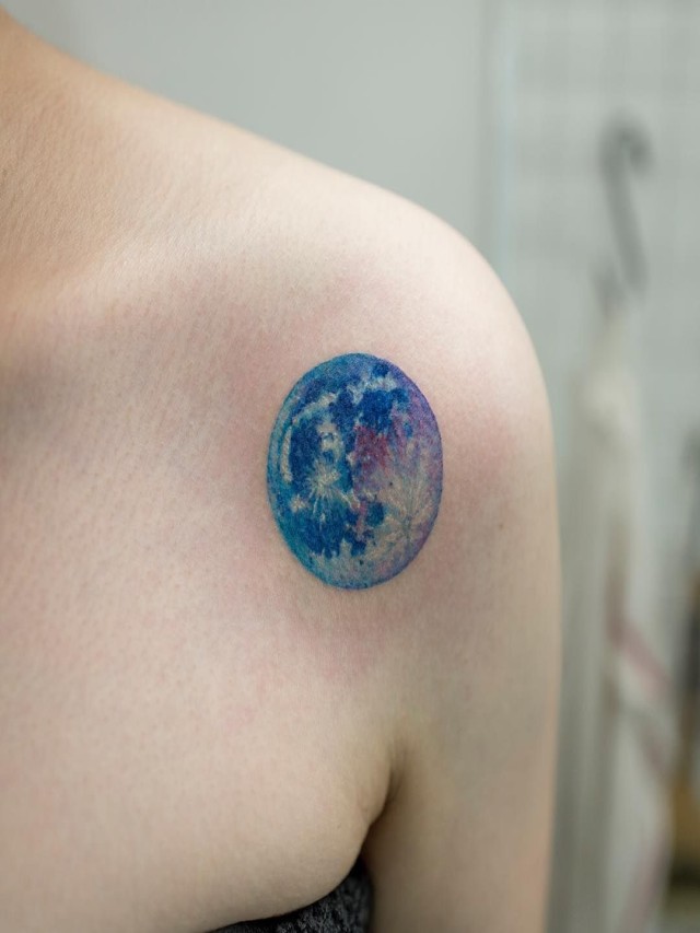 Lista 100+ Foto tatuajes de luna llena a color Mirada tensa