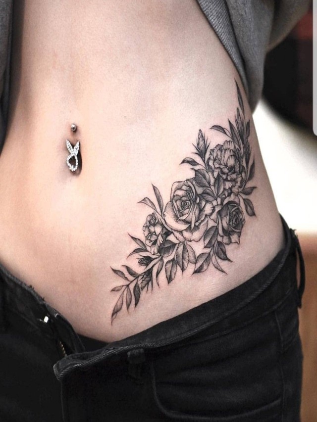 Arriba 100+ Foto tatuajes de mariposas en el abdomen para mujeres El último