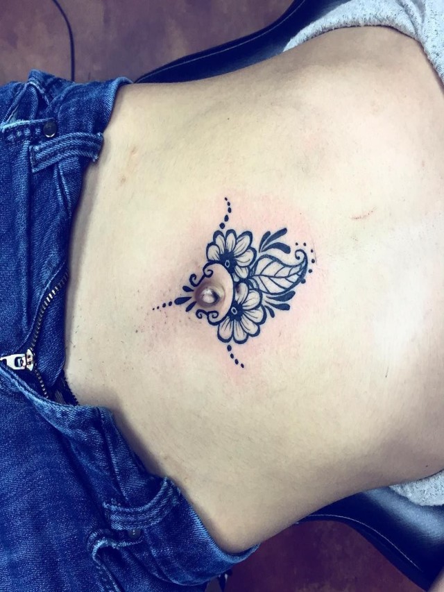 Sintético 102+ Foto tatuajes en el ombligo para mujer El último