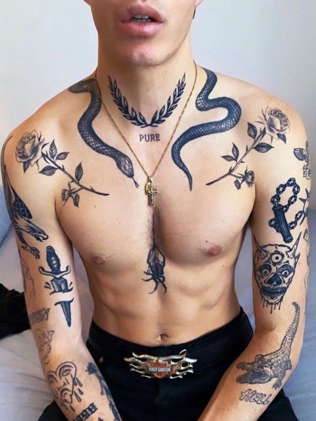 Álbumes 94+ Foto tatuajes para hombre en el estomago Mirada tensa
