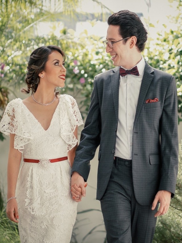 Lista 104+ Foto trajes para matrimonio hombre y mujer Actualizar