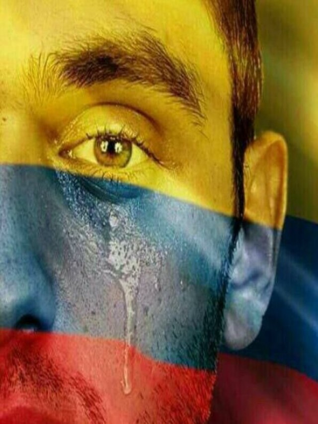 Arriba 92+ Foto triste colombia bandera de colombia de luto El último