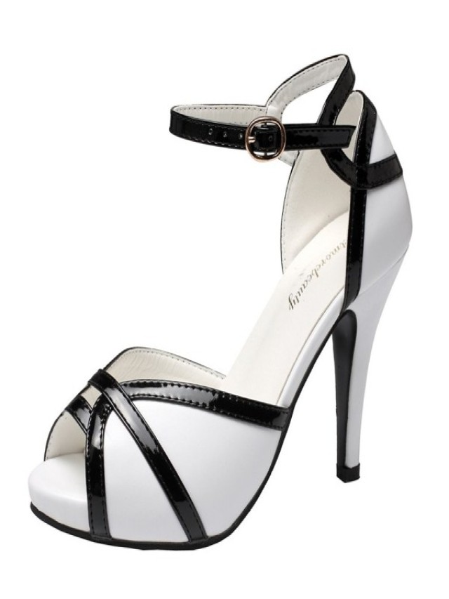 Em geral 92+ Imagen womens black and white dress sandals Mirada tensa
